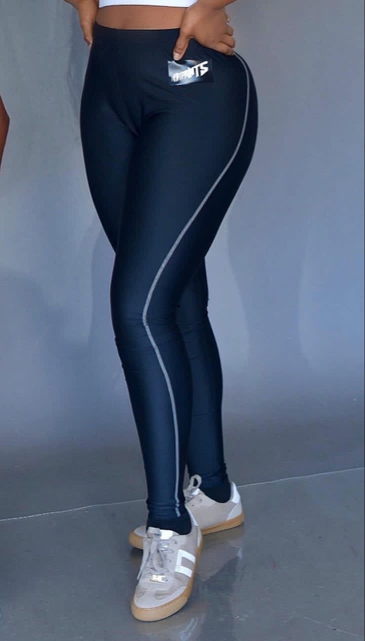 Footprint pants for both Men and Women