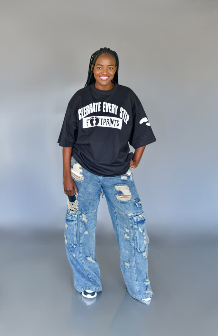 Footprints Baggy T-shirt